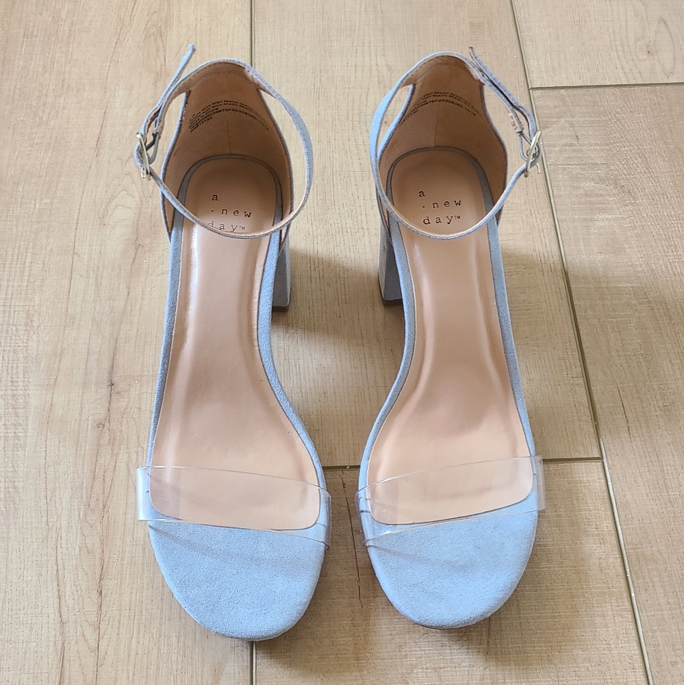 A New Day Light Blue Chunky Heels - Picture 2 of 4